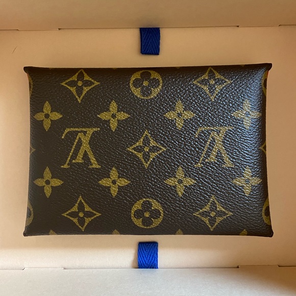 Louis Vuitton Monogram Medium Kirigami Pouchette - Picture 6 of 6